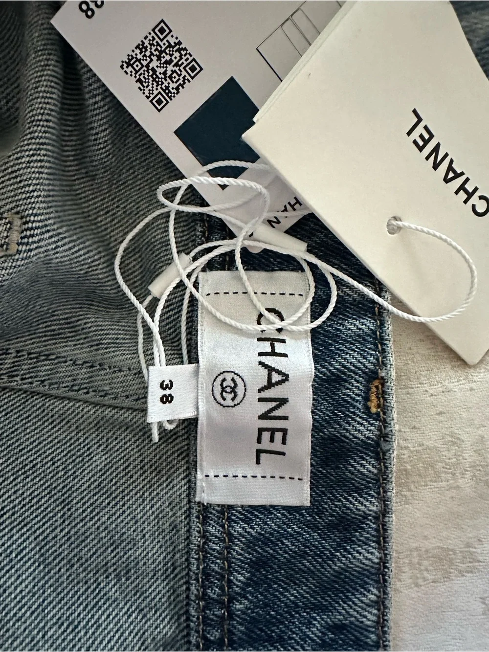 Chanel 26b Blazy Blue Denim large CC Logo Cargo Jeans Size 38